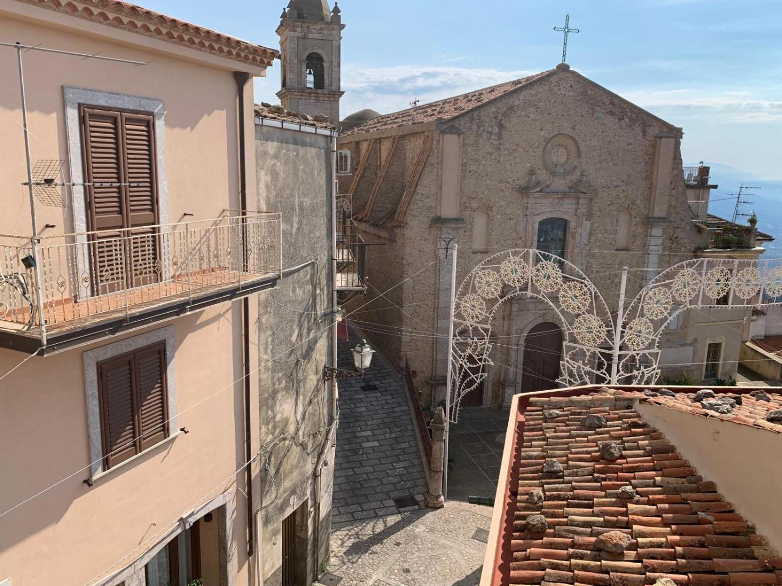 Bed & Breakfast Studioarcodia- San Marco d'Alunzio Exterior photo